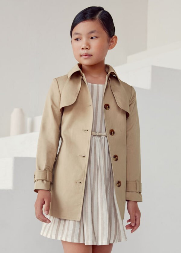Trench coat girl mayoral ss22