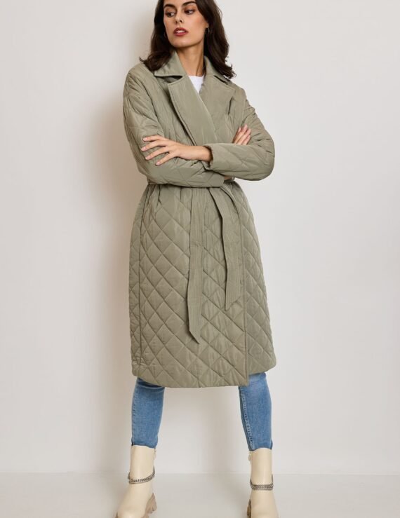 Quilted coat hooded
