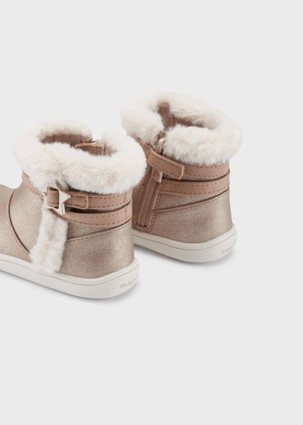 Faux fur ankle boots baby