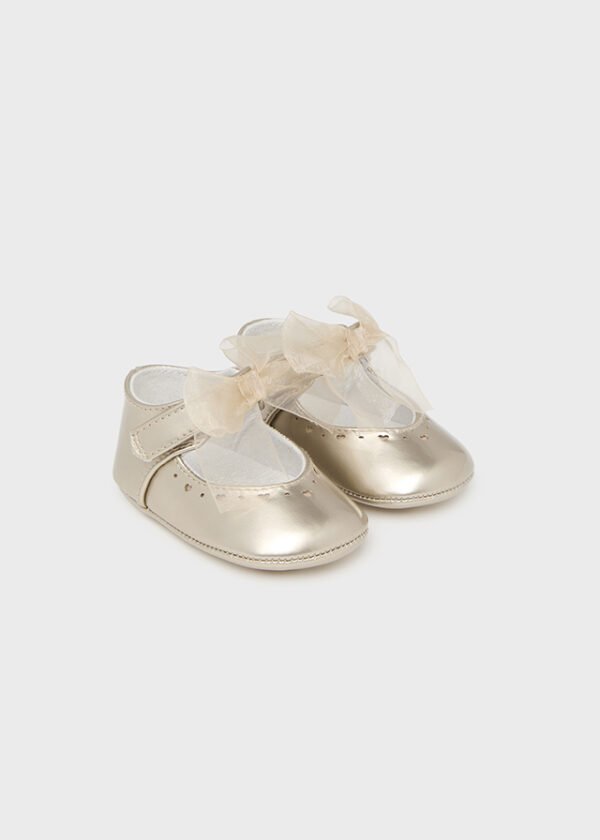 Ceremony bow pumps for newborn girl