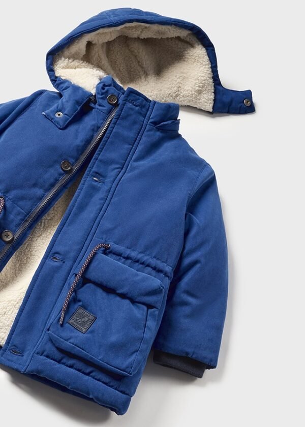 Baby parka with detachable hood