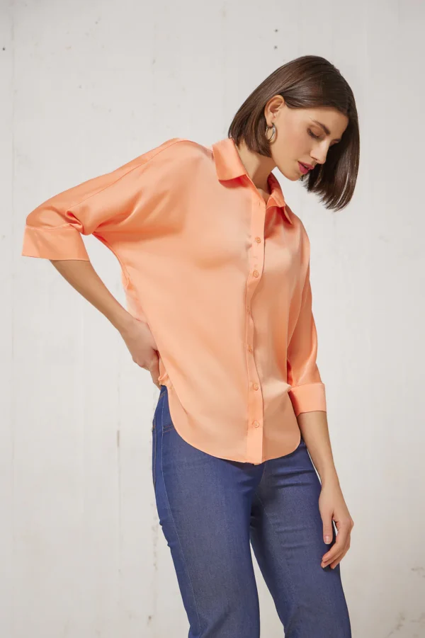 Silky wide shirt