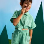 Girl openwork shorts and blouse set
