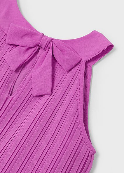 Girl pleated dress