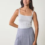Short pants pleated
