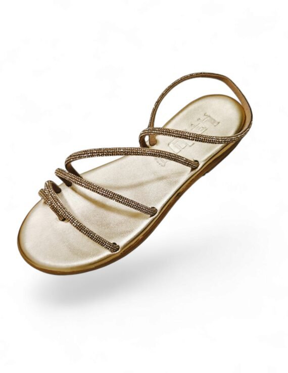 Sandals with stones
