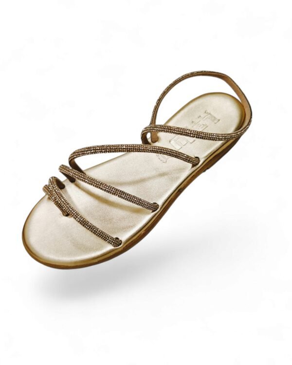 Sandals with stones