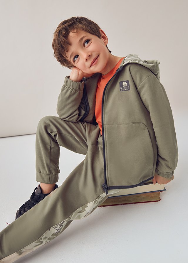15-04803-044-L-1 Boys 2 trouser printed tracksuit set