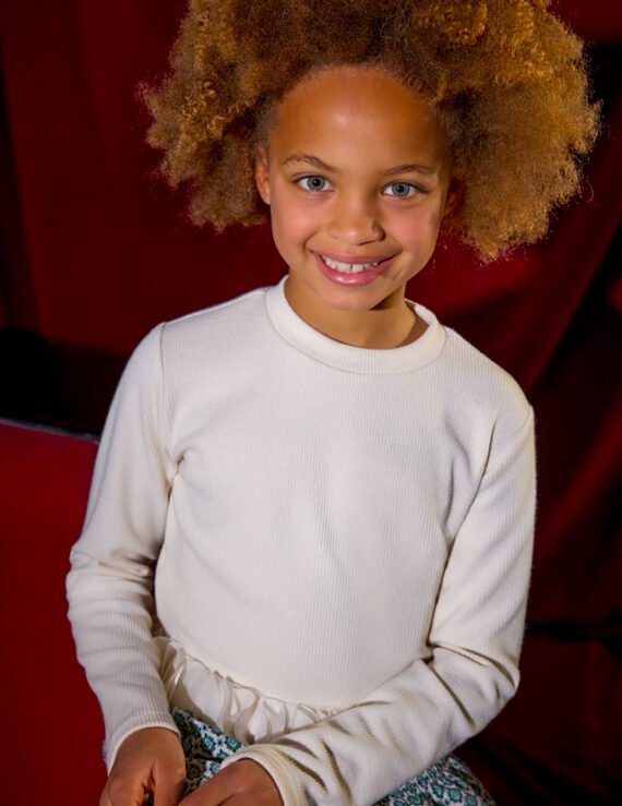 Girls ruffle hemmed T-shirt