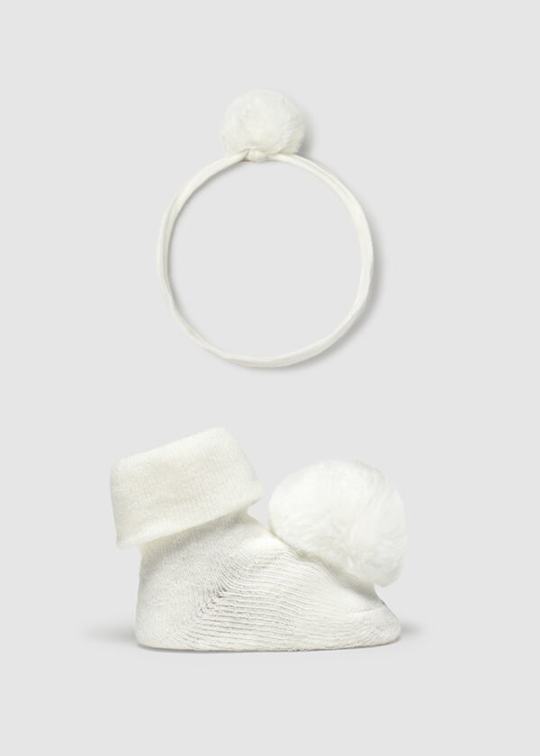 Newborn girl headband and socks set