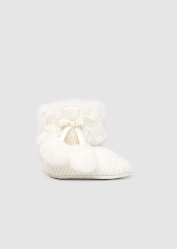 Newborn tricot and faux fur boots
