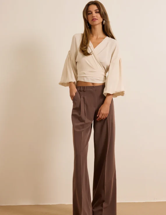 Pants pleats