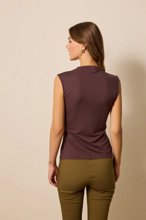 T-shirt no sleeves