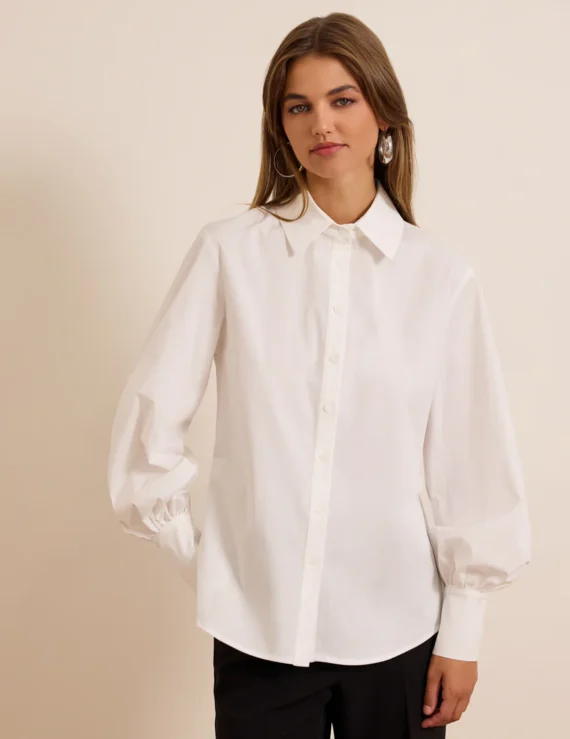 Shirt wide sleeves