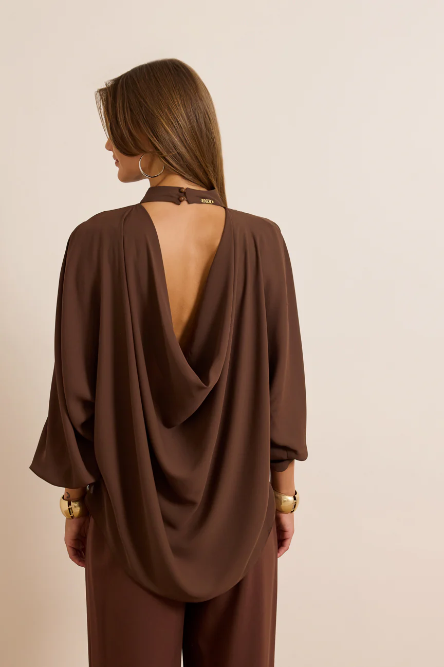 Blouse drape shape