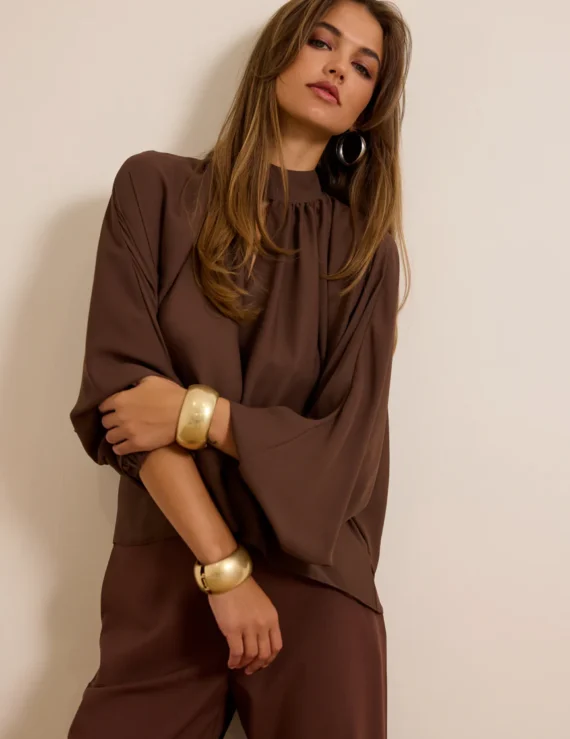 Blouse drape shape
