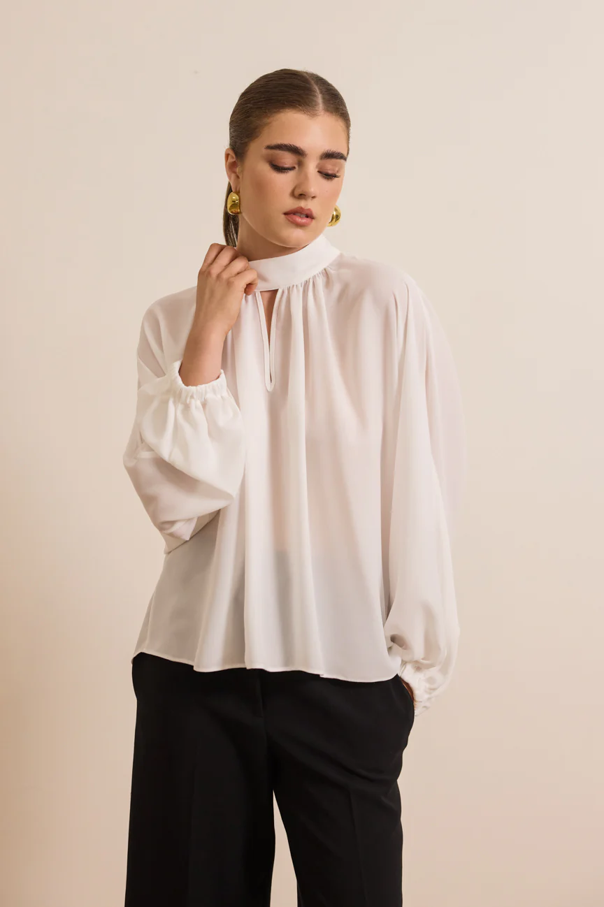 Blouse drape shape