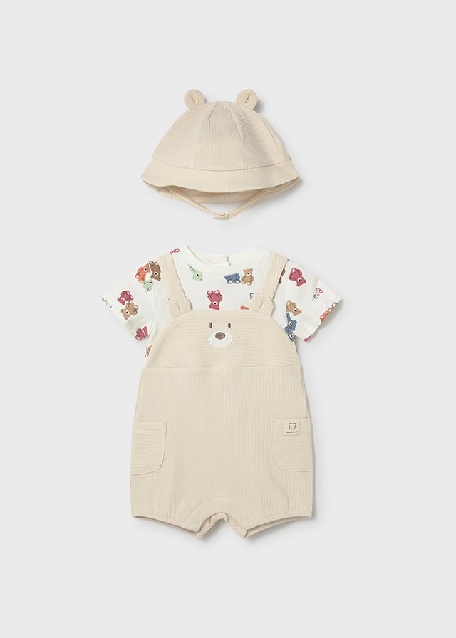 Bear-print romper with bonnet for newborns
