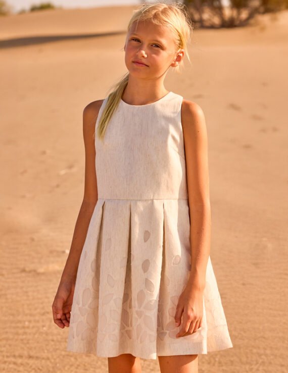 Girl's ruffled dress