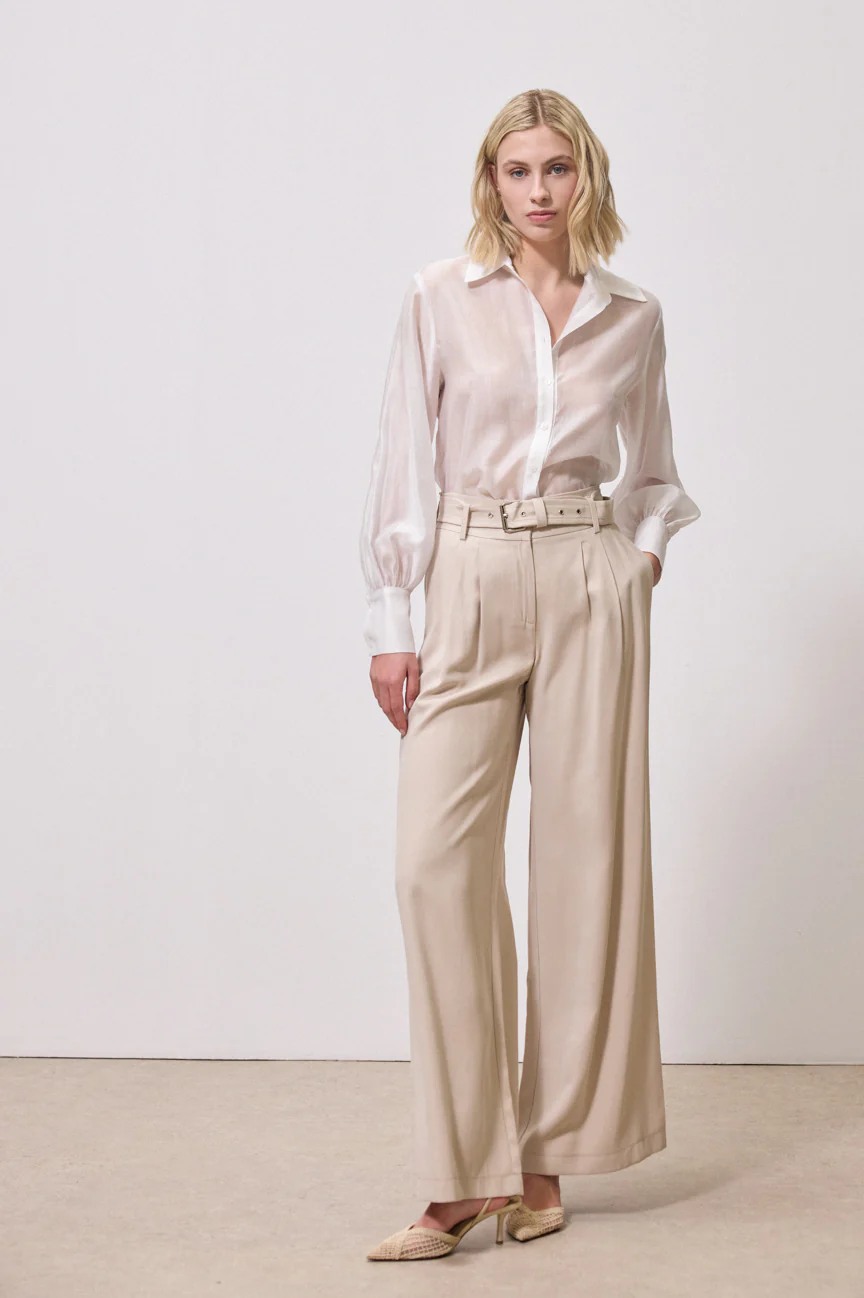 Highwaist pants with belt