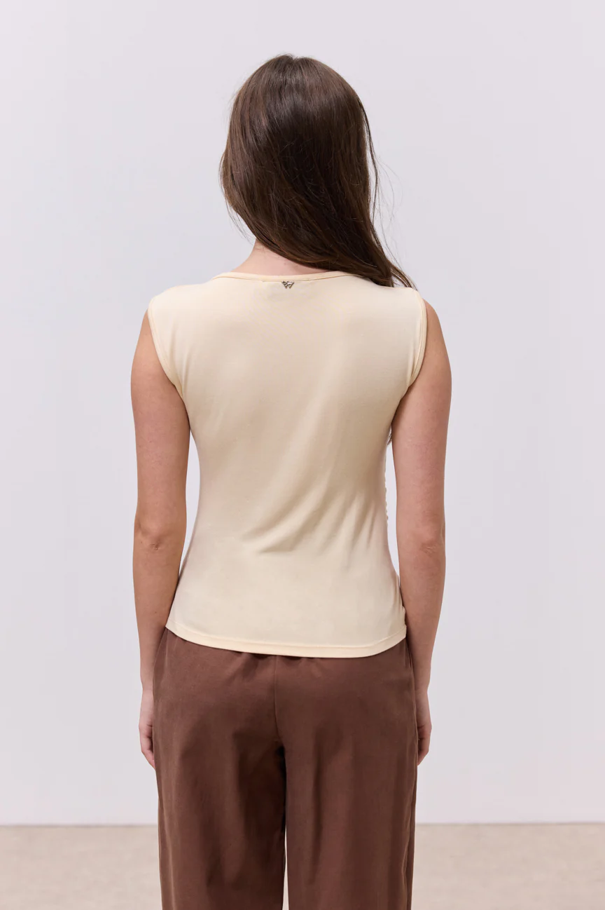Sleeveless top