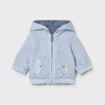 Reversible windbreaker for newborns