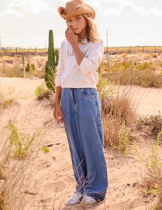Flowing denim pants
