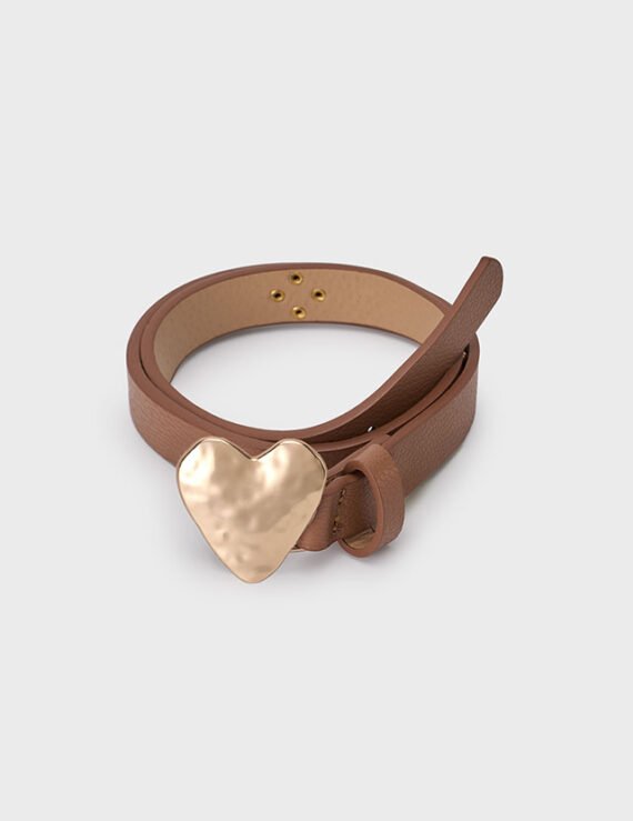 Girl's heart belt