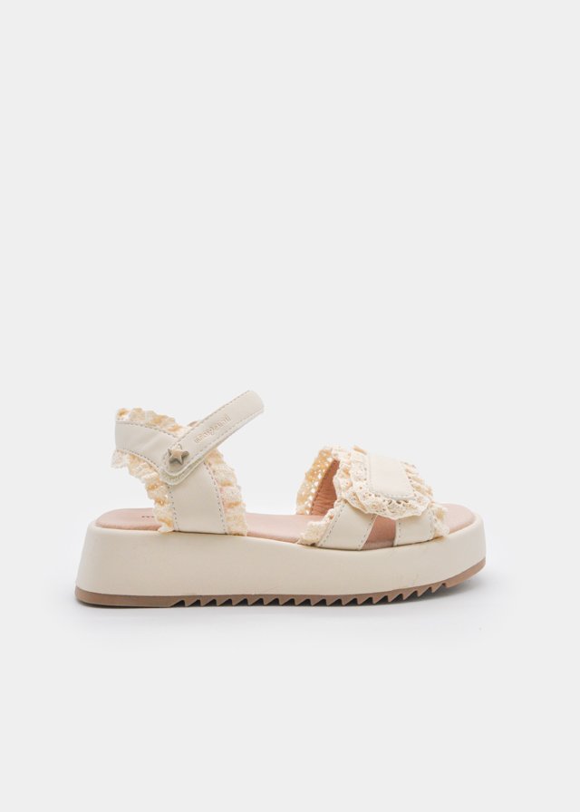 Girl's ruffled platform sandals