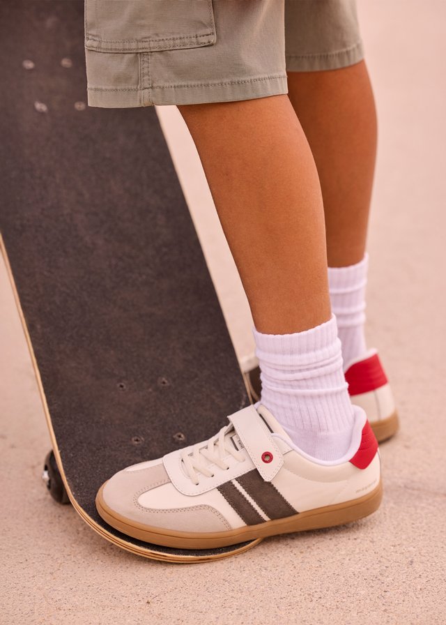 Sneakers boy