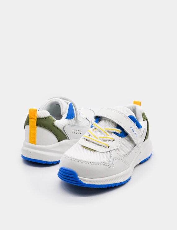 Sneakers boy