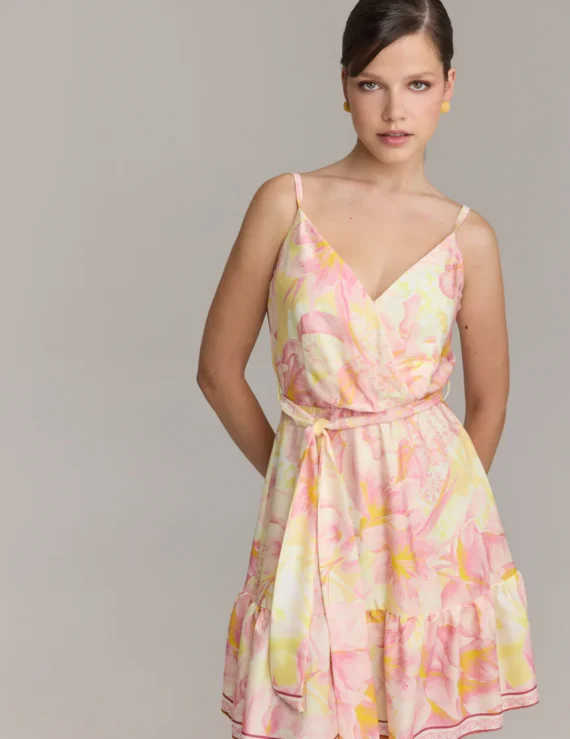 Short dress