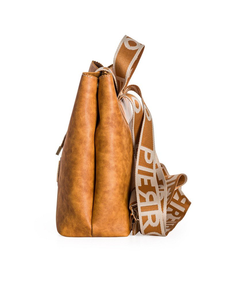 Backpack camel