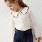 Basic girls' polo shirt with a Peter Pan collar