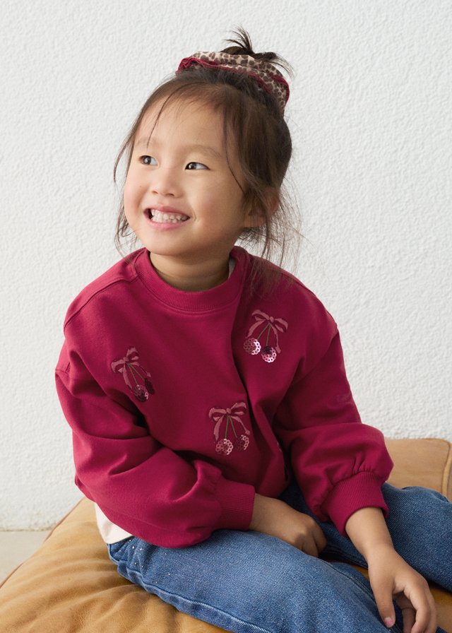 Embroidered girls' sweatshirt