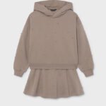Girls' skirt and sweatshirt set