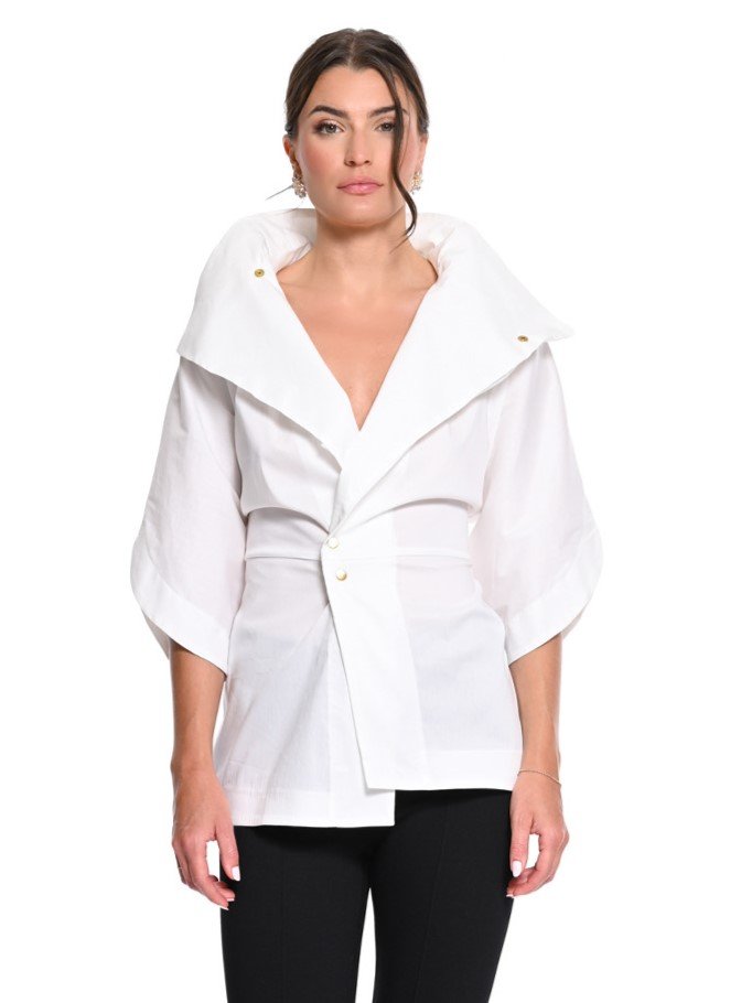 Oversize white shirt