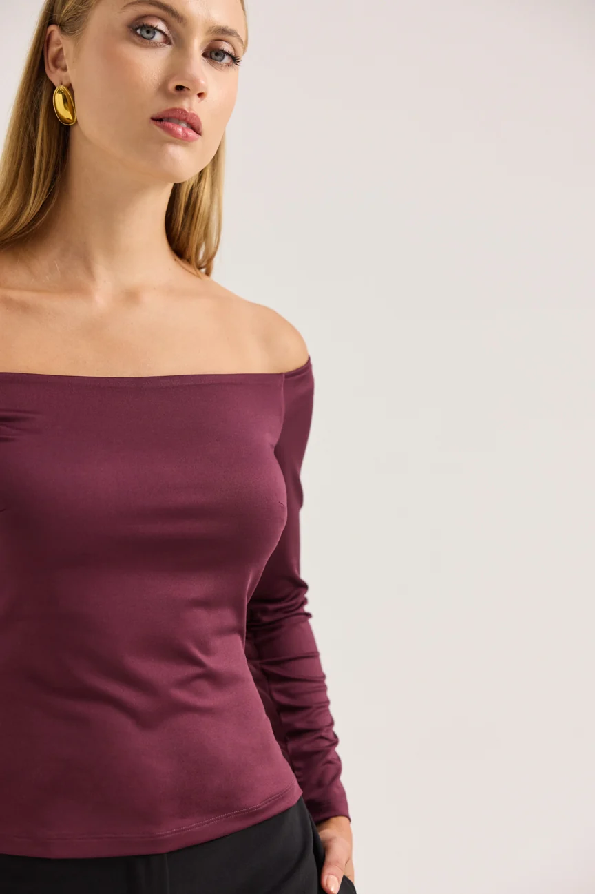 Top shoulder off