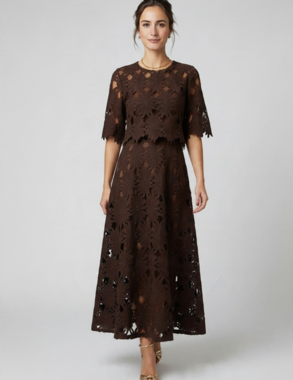 Lace dress brown