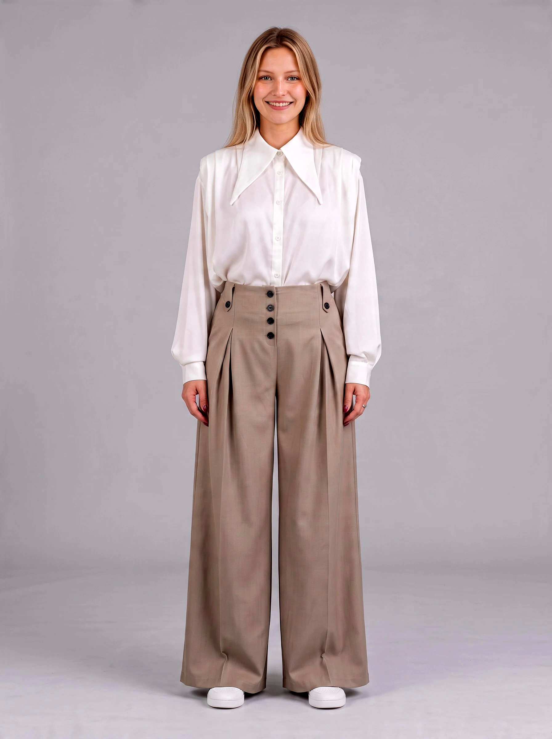 Wide pants buttons front