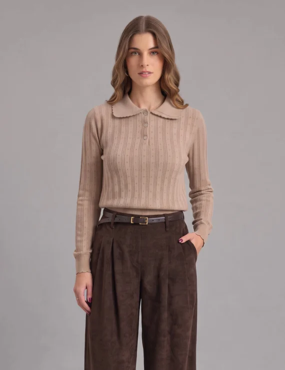 Sweater round collar