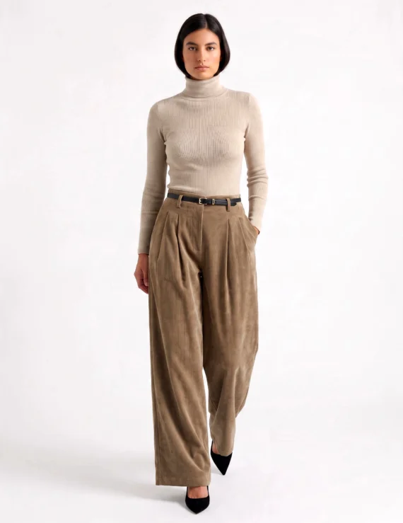 Wide pants with belt